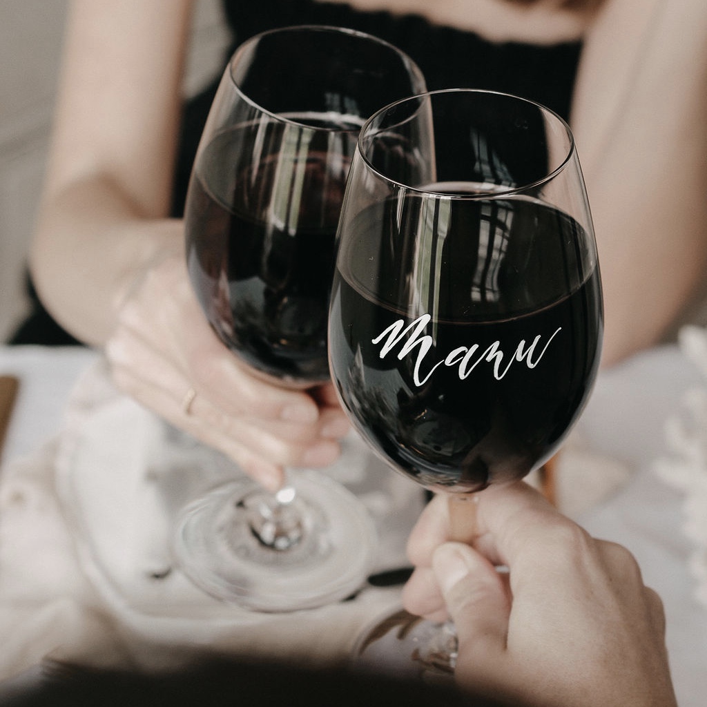 SOIREE NOIRE personalisierte Weingläser